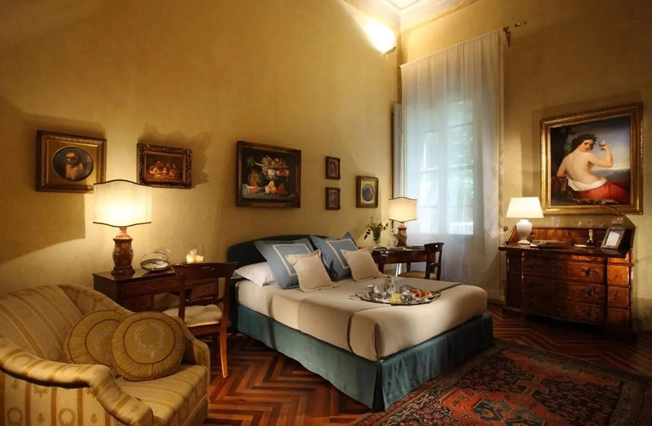 Ex Corde Montis Villa Florence
